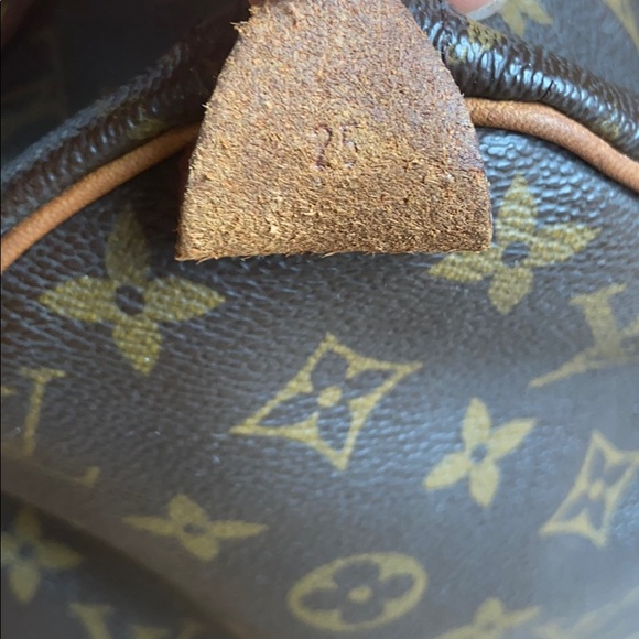 Louis Vuitton Speedy 25 - Picture 15 of 16